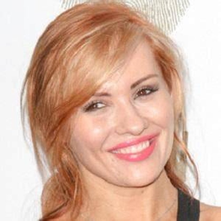 Anya Garnis Bio (Wiki) 
