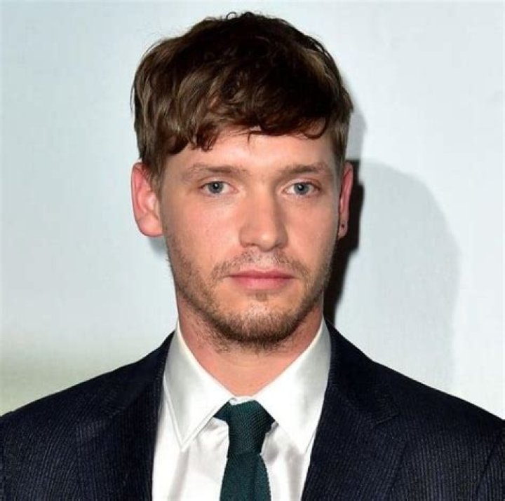Billy Howle - Age, Family, Bio