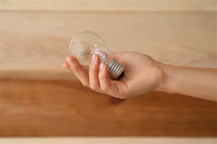 Can you put vanilla extract on a light bulb?