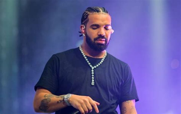 Drake's pet Winter