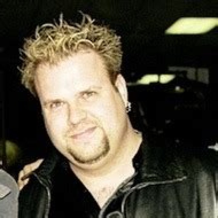 Ed Toth - Age, Family, Bio