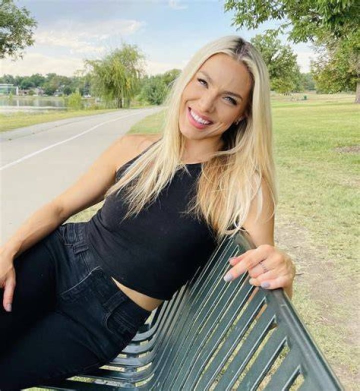 Everything to know about Elizabeth Corrigan from The Bachelor Elizabeth Corrigan is a contestant of the 26th season of The Bachelor