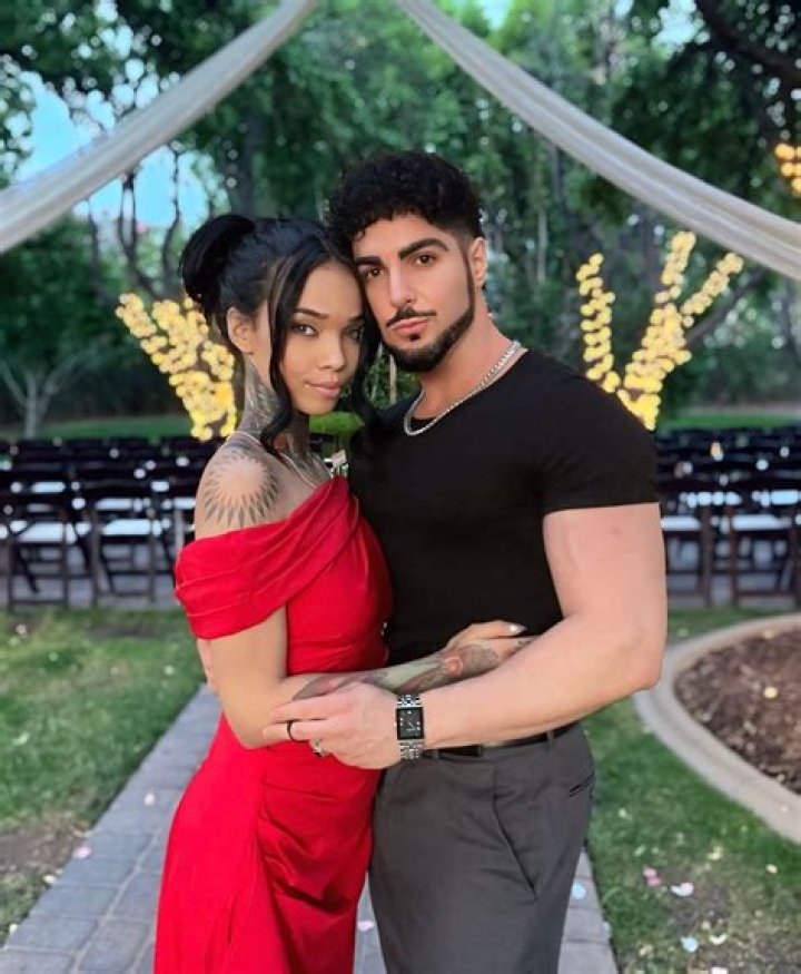 Gena Tew Relationships: Who Has Ever Dated Gena Tew?