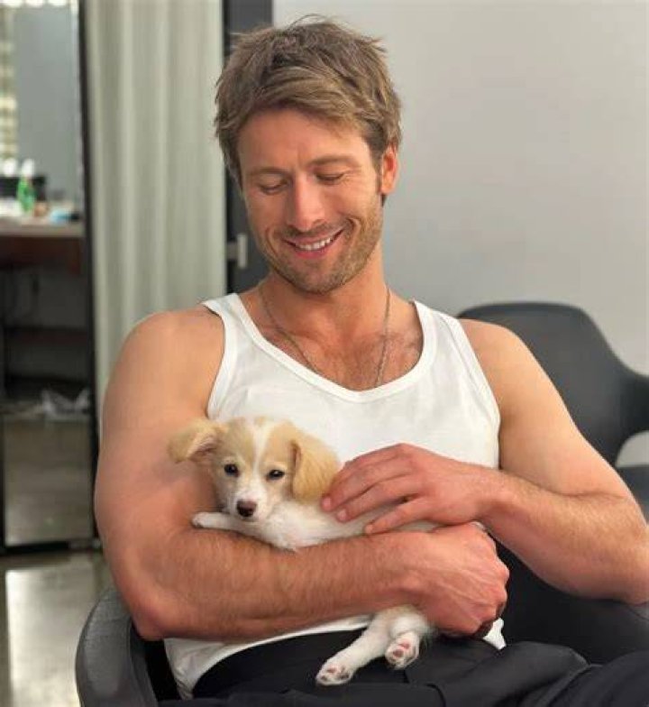 Glen Powell Pets