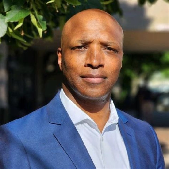 Greg Simmons Bio (Wiki) 