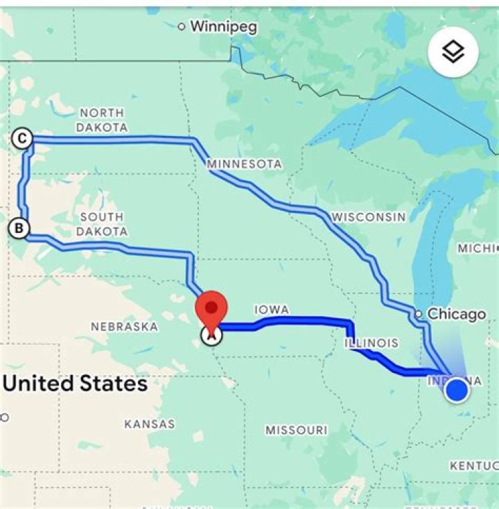 How far is Denver from Milwaukee?