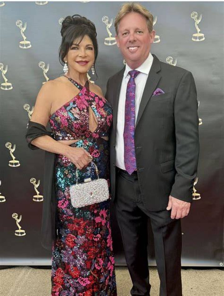 Is Roberta Gonzales married?