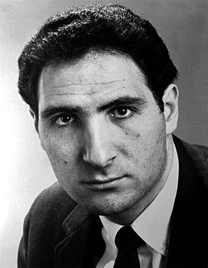 Judd Seymore Hirsch Bio (Wiki) 