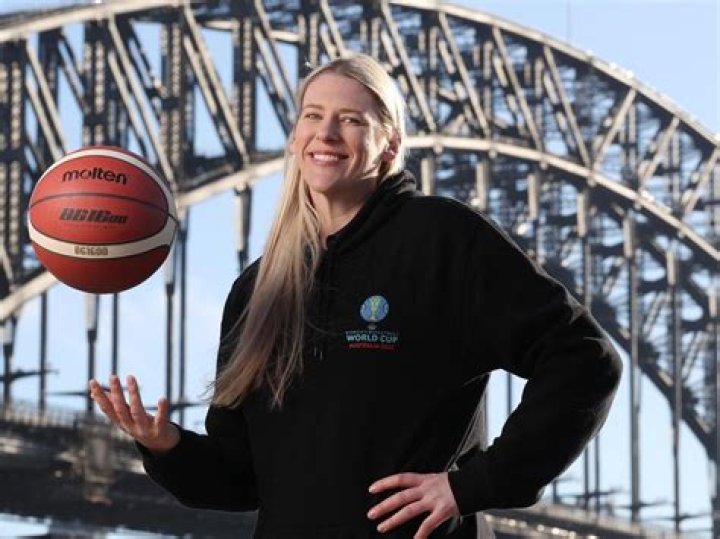Lauren Jackson Bio (Wiki) 