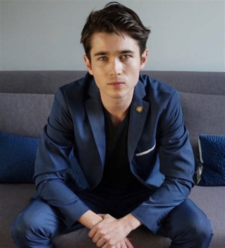 Luke Slattery Bio (Wiki) 