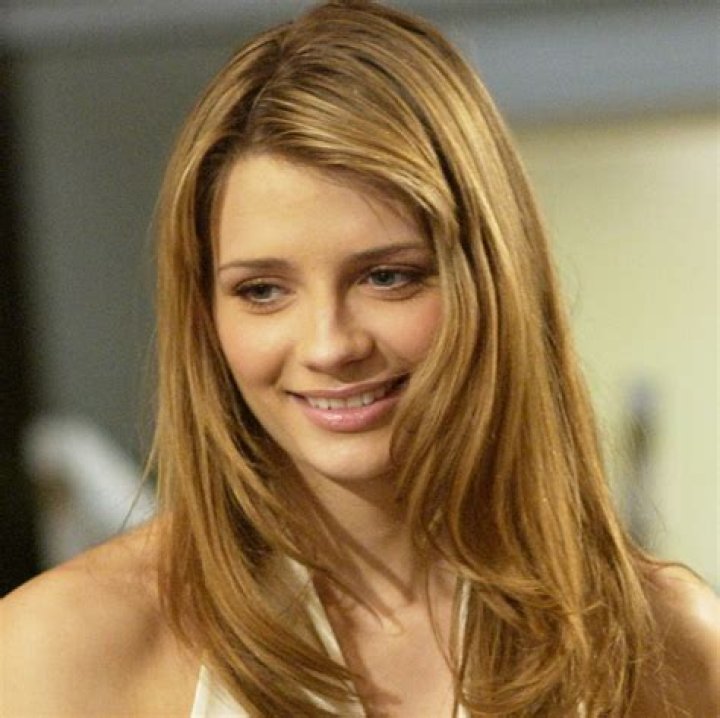 Mischa Barton photo 2