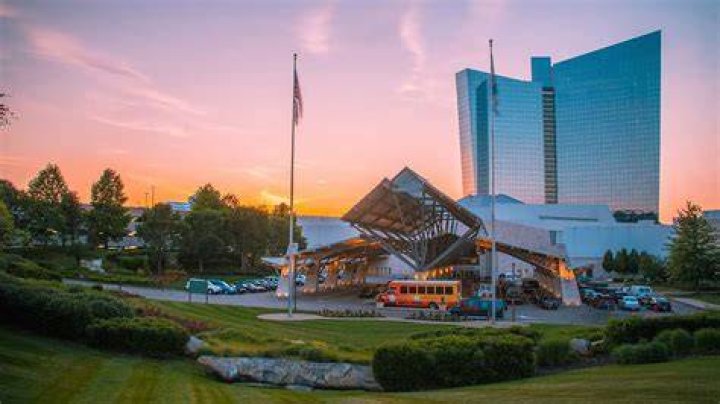 Mohegan Sun's 20th Anniversary Ballroom Red Carpet After Party