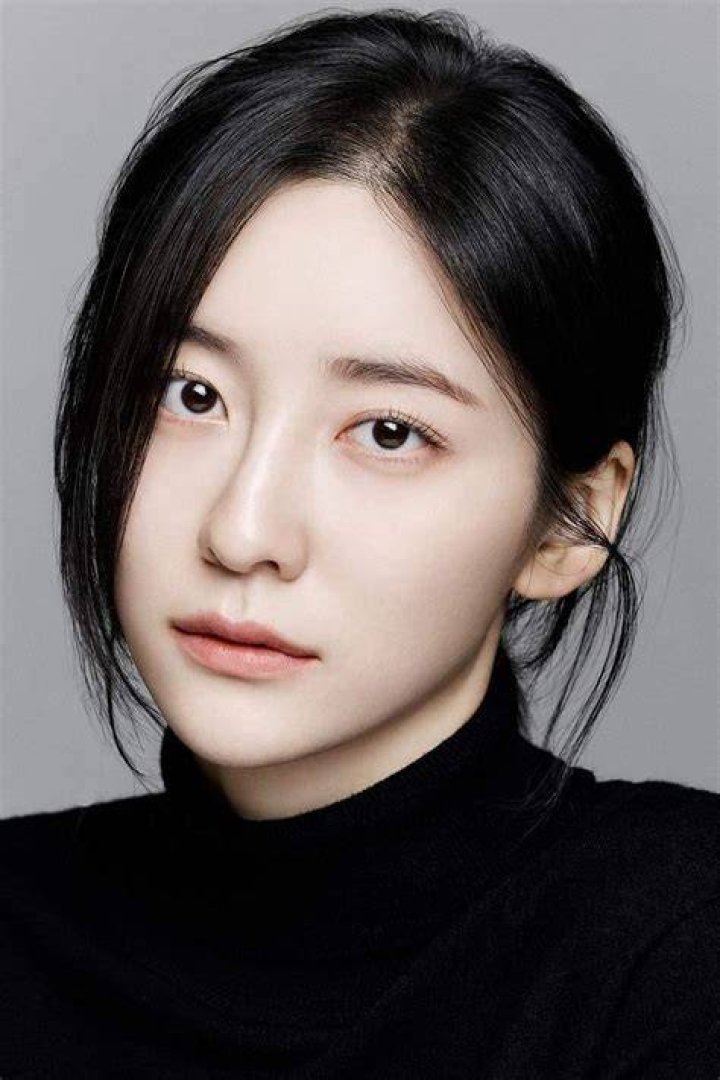 Park Ji-Hyun Bio (Wiki) 