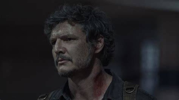Pedro Pascal as Joel in The Last Of Us S1 EP6