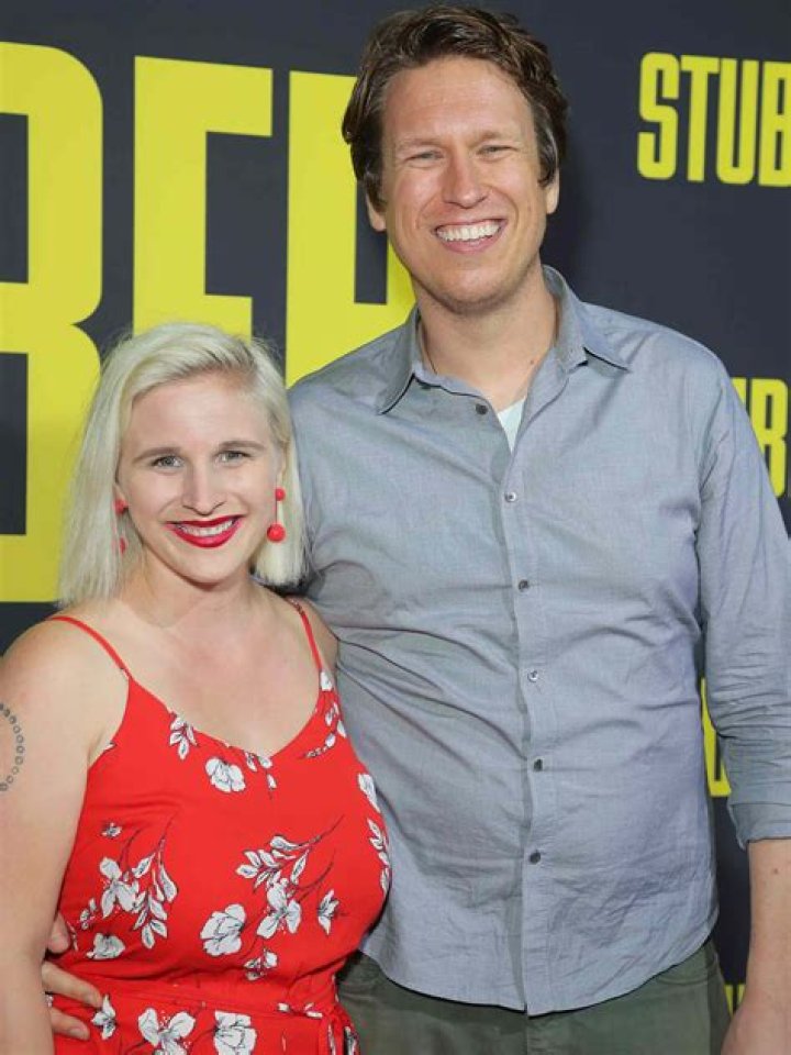 Pete Holmes wife