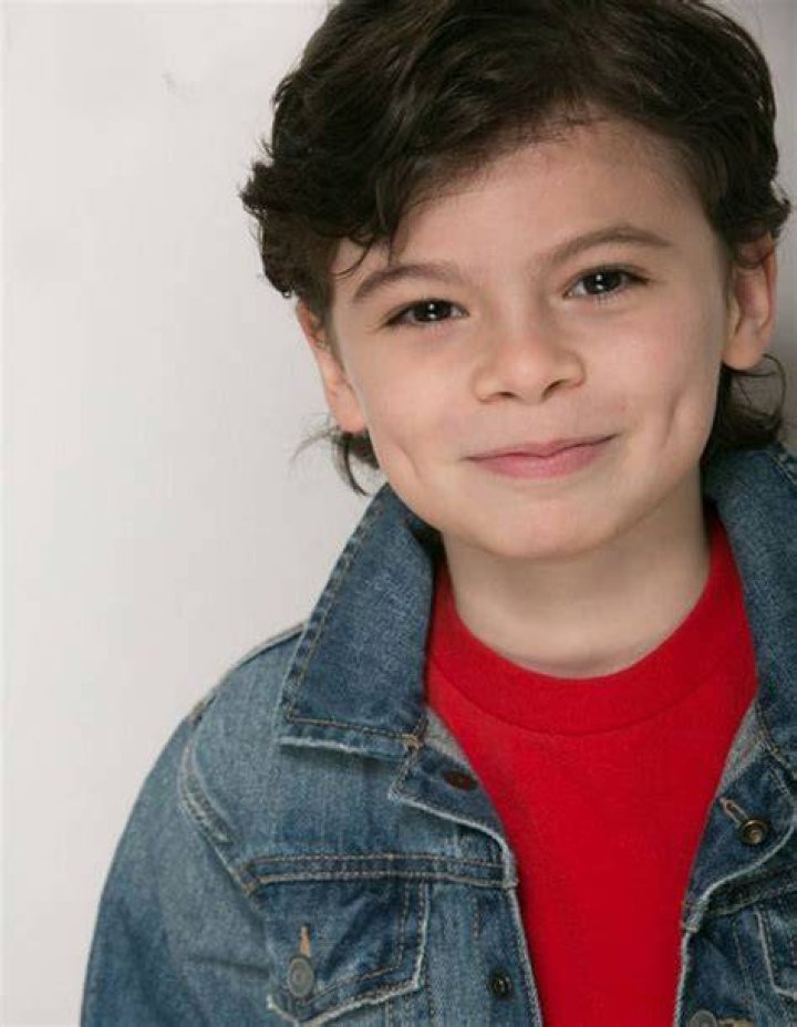 Raphael Alejandro - Age, Family, Bio