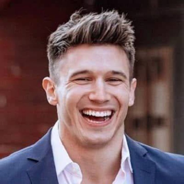 Sam Cushing - Age, Family, Bio