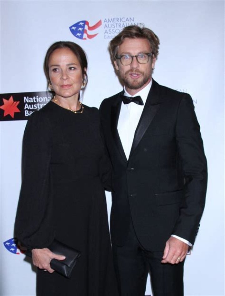Simon Baker and Laura May Gibbs are not together anymore &ndash; announced split!