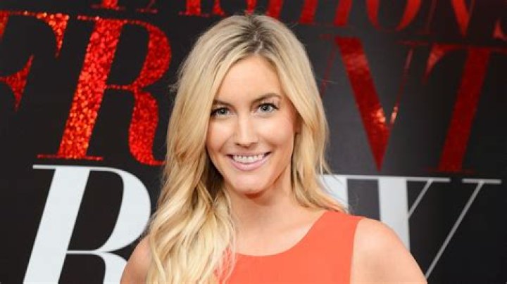 Whitney Bischoff has celebrated First Christmas party with her newborn son Hayes and husband Ricky on December 26, 2019
