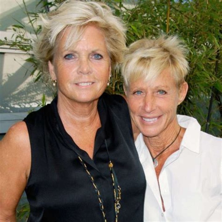 Who is Nancy Locke? How did she meet Meredith Baxter? Know their full love story Who is Nancy Locke? How did she meet Meredith Baxter? Know their full love story